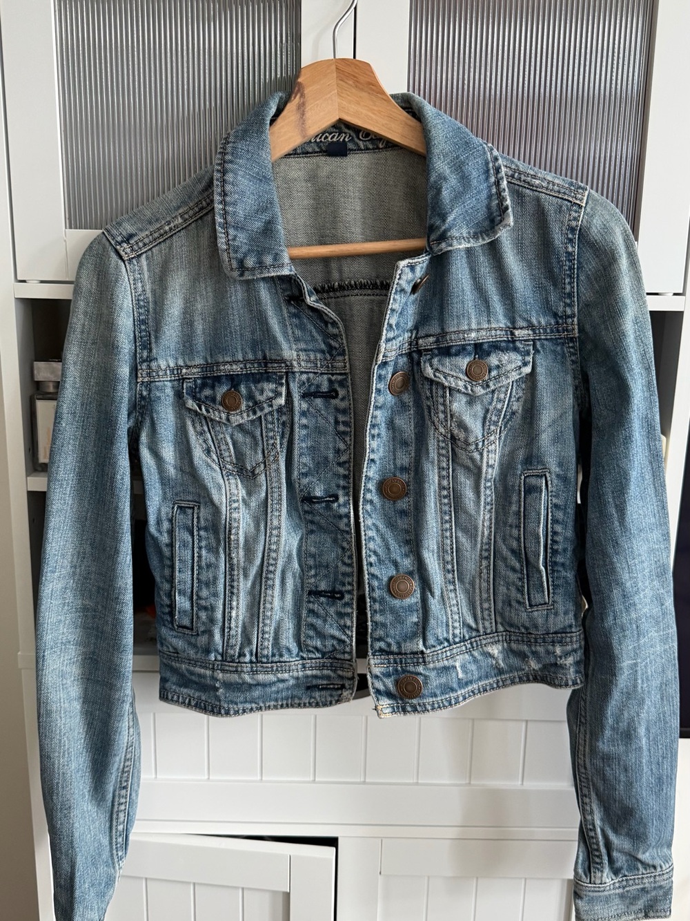 American Eagle Classic Women's Light Blue Denim Jacket
